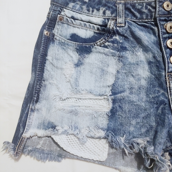 Destroyed Stonewashed High Waisted Jean Short - Picture 3 of 4